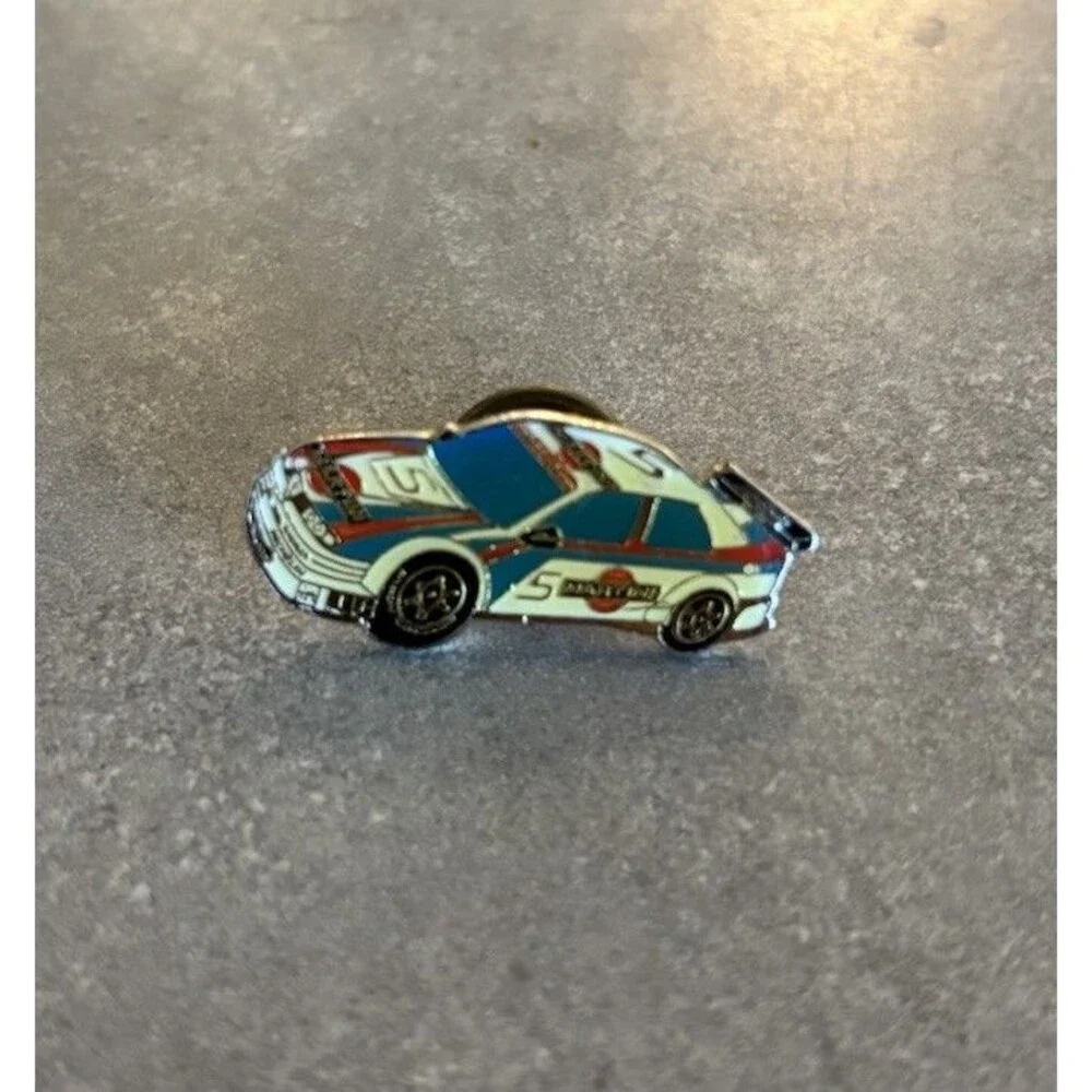 Lancia Delta Martini 5 Alfa Romeo 155 Vintage Collectible Promo mini Pin / Badge